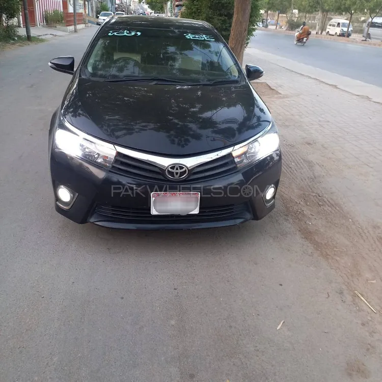 Toyota Corolla 2016 for Sale in Karachi Image-1
