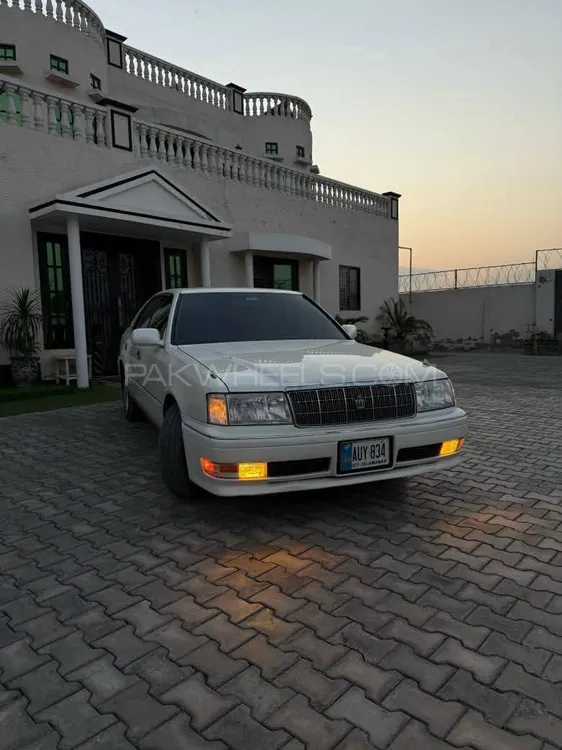 Toyota Crown 1996 for Sale in Peshawar Image-1