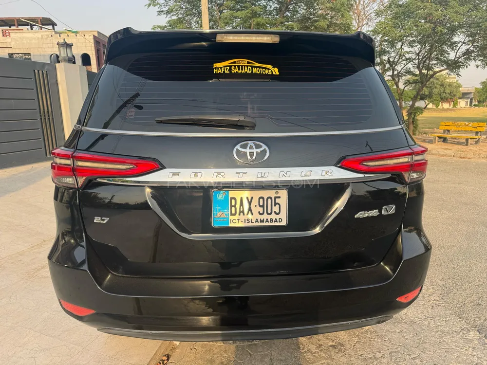 Toyota Fortuner 2022 for Sale in Lahore Image-1