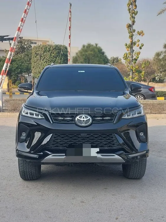 Toyota Fortuner 2022 for Sale in Islamabad Image-1