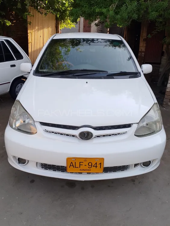 Toyota Platz 2003 for Sale in Quetta Image-1