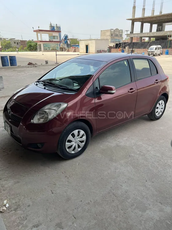 Toyota Vitz 2010 for Sale in Faisalabad Image-1