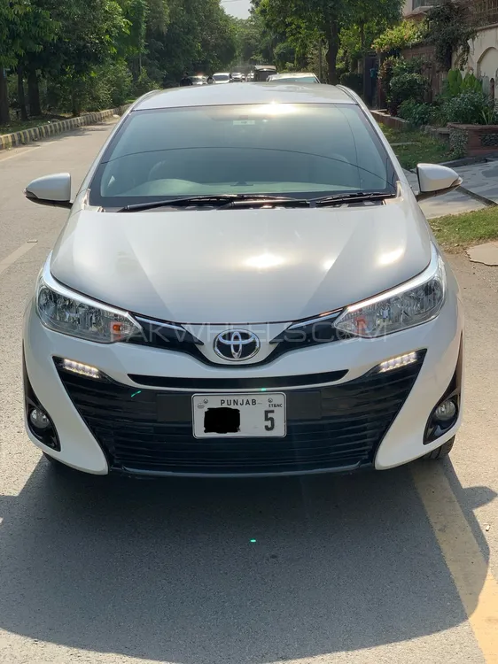 Toyota Yaris Sedan 2020 for Sale in Lahore Image-1