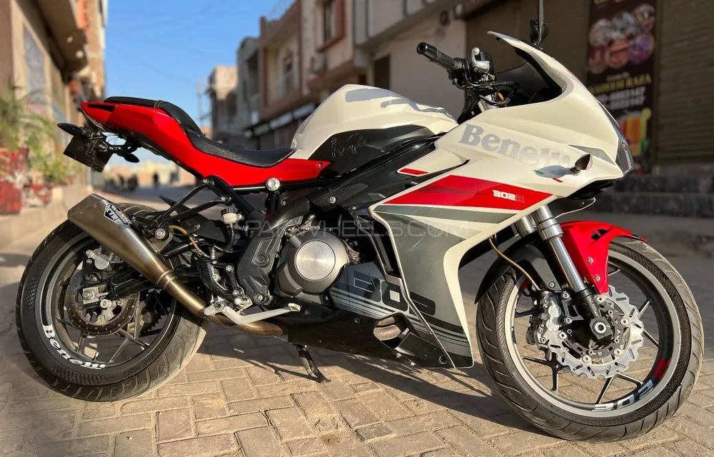 بنیلی 302 R 2018 for Sale Image-1