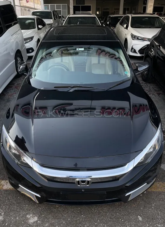 Honda Civic 2017 for Sale in Peshawar Image-1