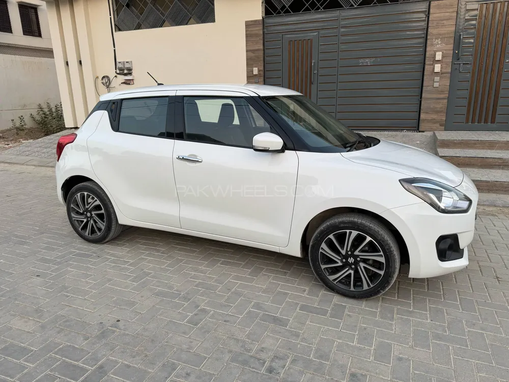سوزوکی سوئفٹ 2024 for Sale in کراچی Image-1