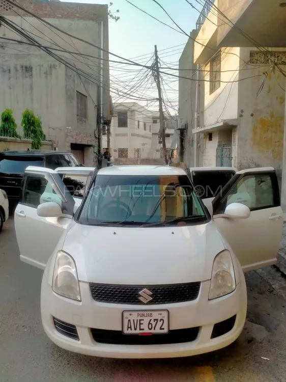 سوزوکی سوئفٹ 2010 for Sale in لاہور Image-1