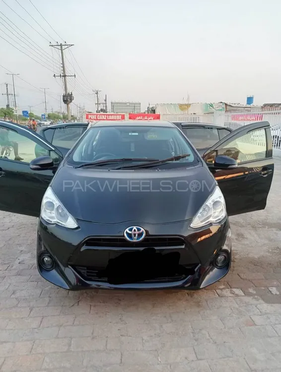 Toyota Aqua 2015 for Sale in Lahore Image-1