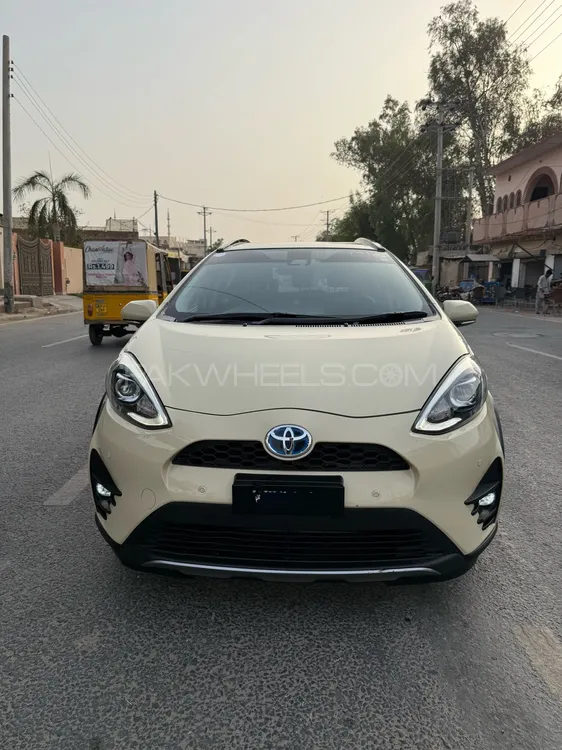 Toyota Aqua 2020 for Sale in Islamabad Image-1