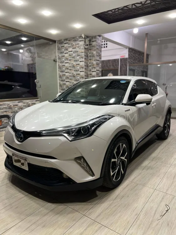 Toyota C-HR 2017 for Sale in Karachi Image-1