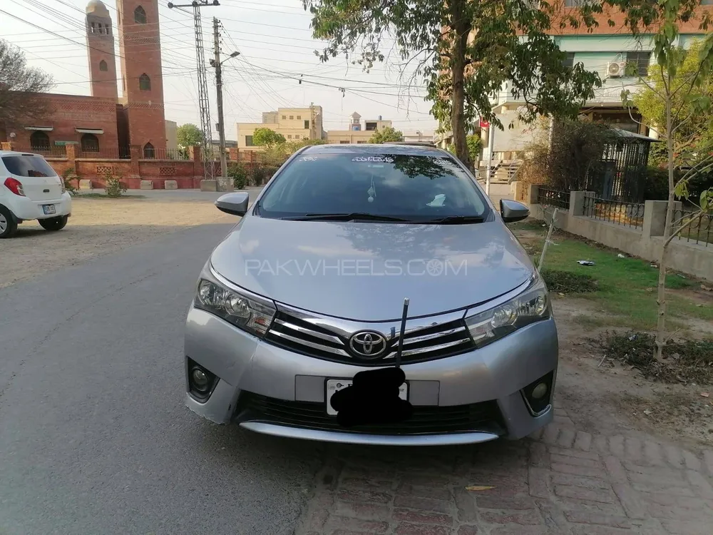 Toyota Corolla 2014 for Sale in Lahore Image-1