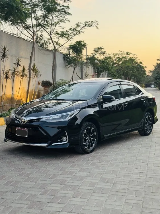 Toyota Corolla 2025 for Sale in Karachi Image-1