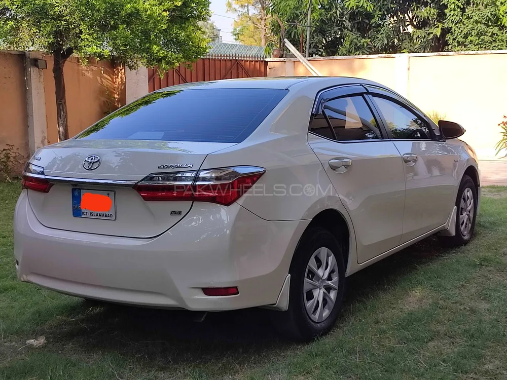 Toyota Corolla 2019 for Sale in Islamabad Image-1