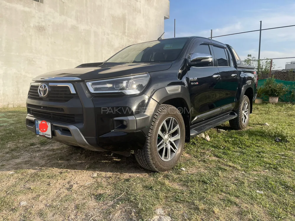 Toyota Hilux 2017 for Sale in Islamabad Image-1