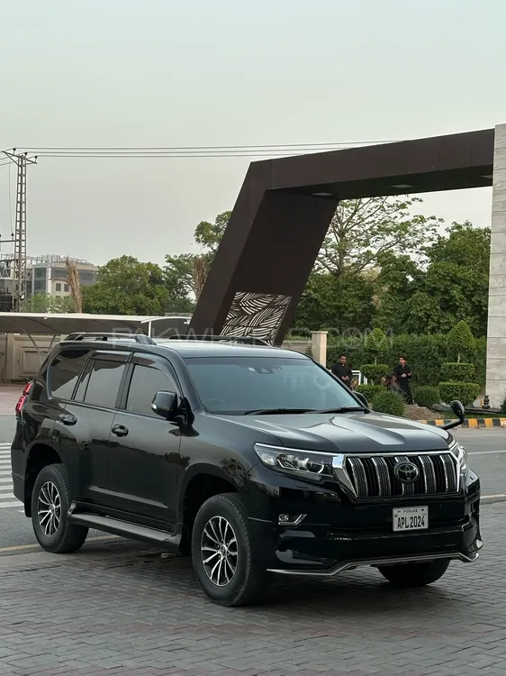 Toyota Prado 2019 for Sale in Lahore Image-1