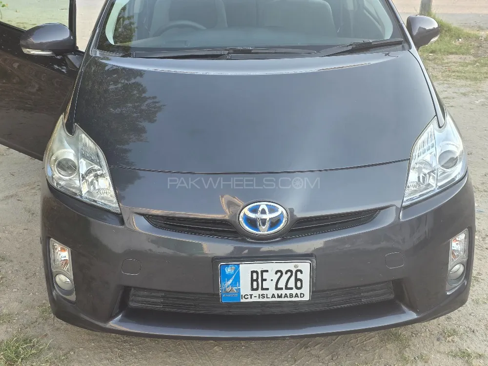 Toyota Prius 2010 for Sale in Islamabad Image-1