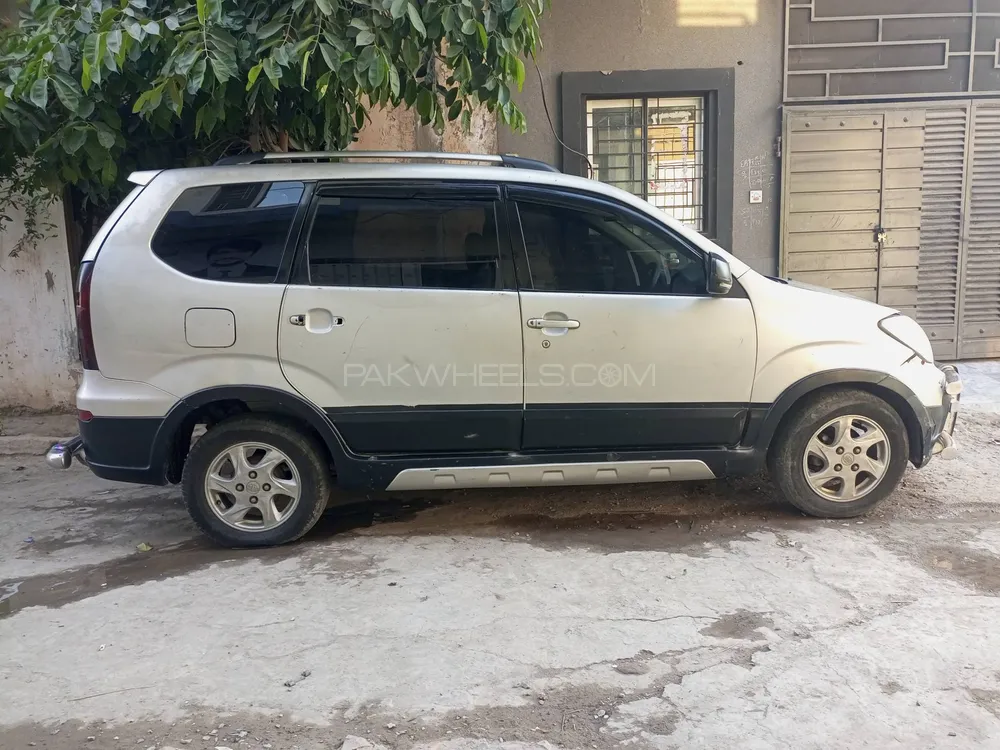 FAW Sirius 2013 for Sale in Lahore Image-1