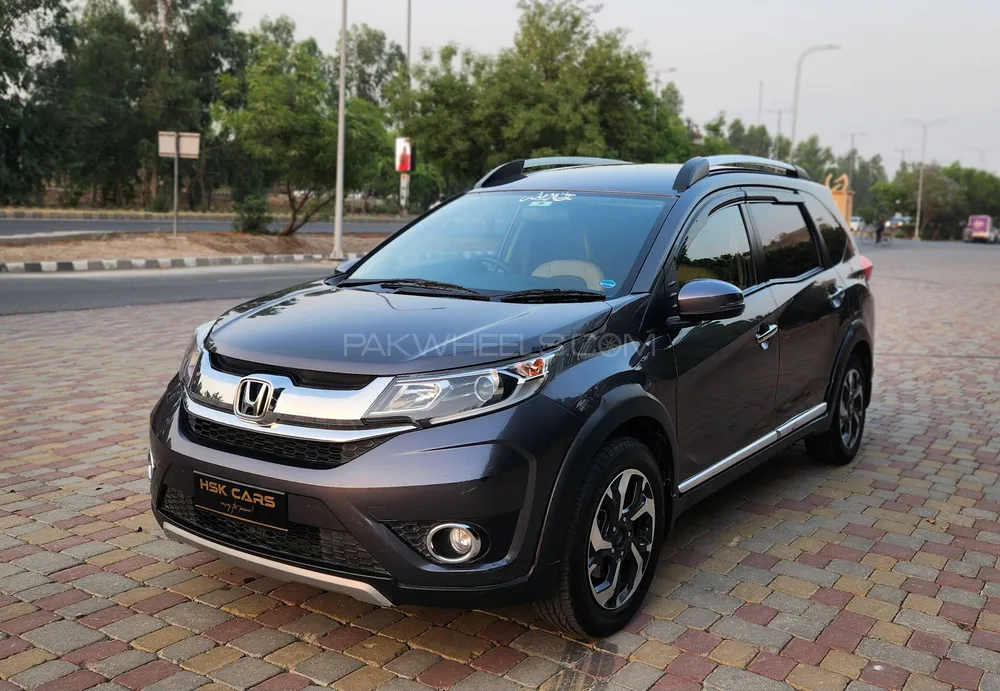 Honda BR-V 2018 for Sale in Lahore Image-1