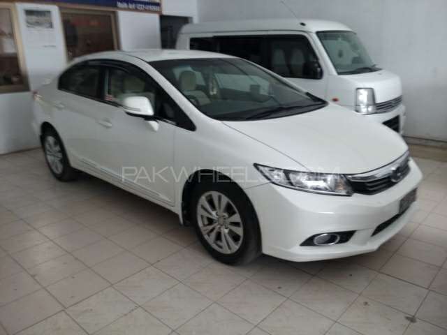 Honda Civic 2014 for Sale in Sialkot Honda Civic 2014 for Sale in Sialkot Image-4