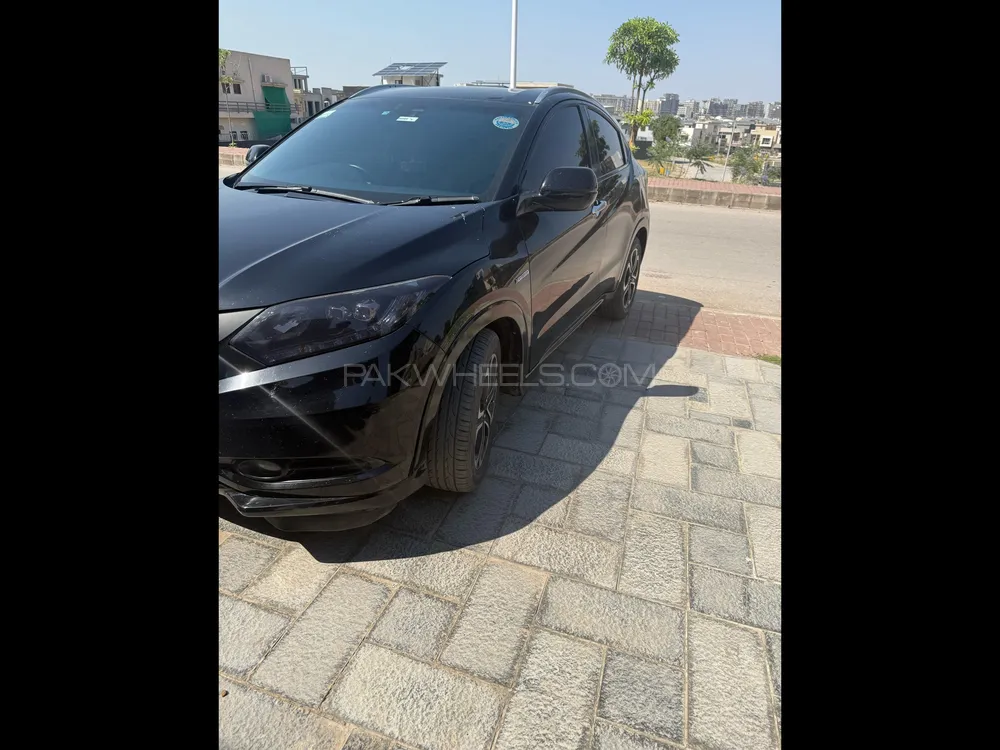 Honda Vezel 2014 for Sale in Islamabad Honda Vezel 2014 for Sale in Islamabad Image-2