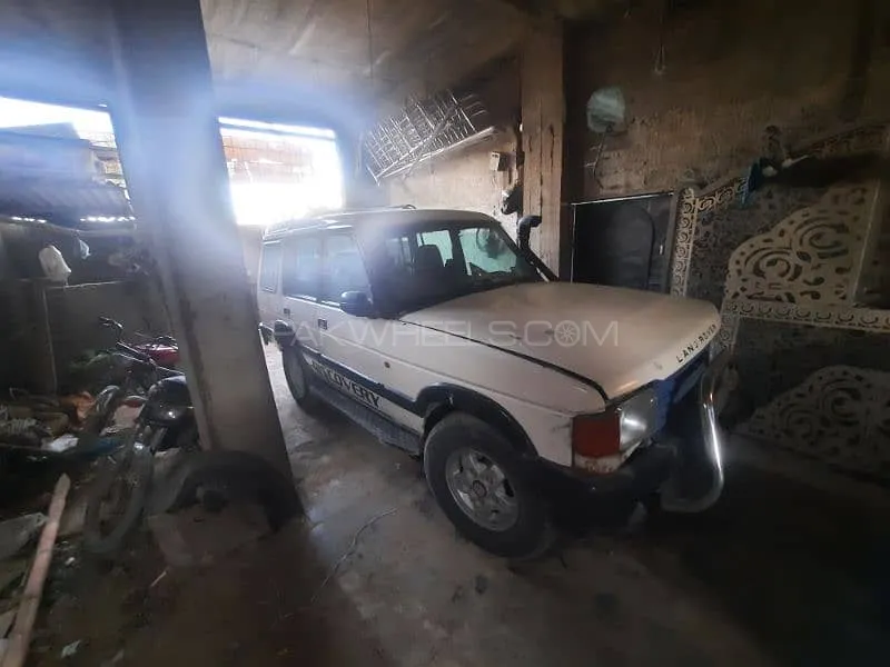 Land Rover Discovery 1995 for Sale in Karachi Image-1