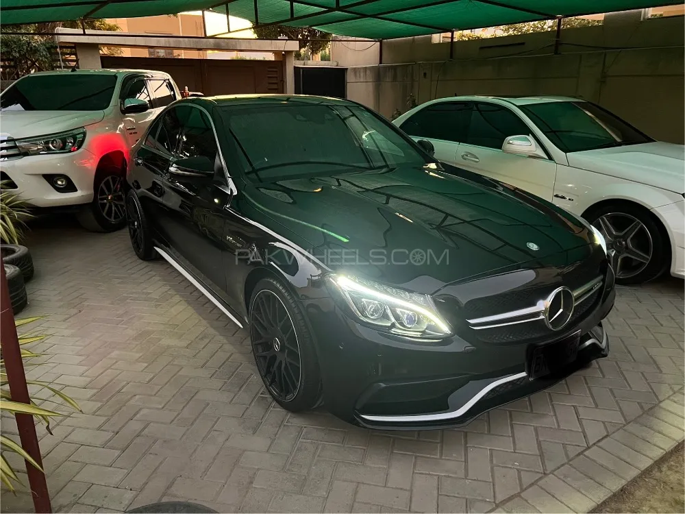 Mercedes Benz C Class 2017 for Sale in Karachi Image-1