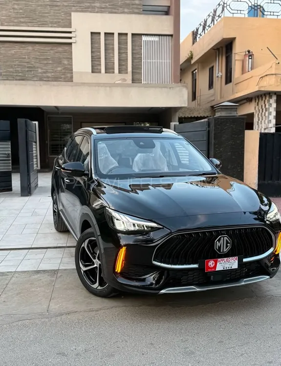 MG HS 2025 for Sale in Multan Image-1