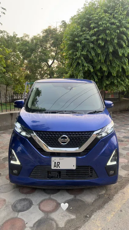 نسان ڈیز 2021 for Sale in لاہور Image-1
