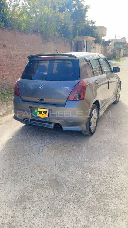سوزوکی سوئفٹ 2011 for Sale in سیالکوٹ Image-1