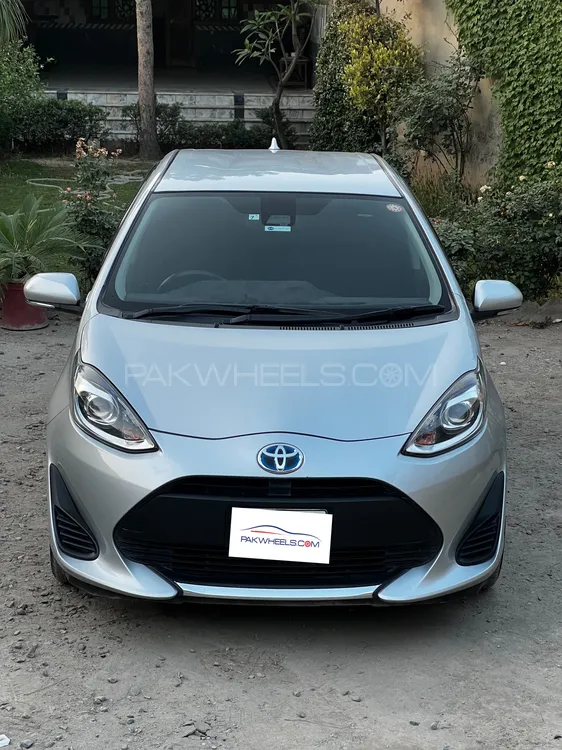 ٹویوٹا اکوا 2019 for Sale in پشاور Image-1