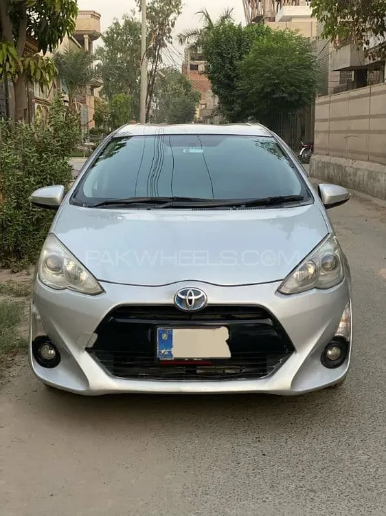 ٹویوٹا اکوا 2015 for Sale in فیصل آباد Image-1