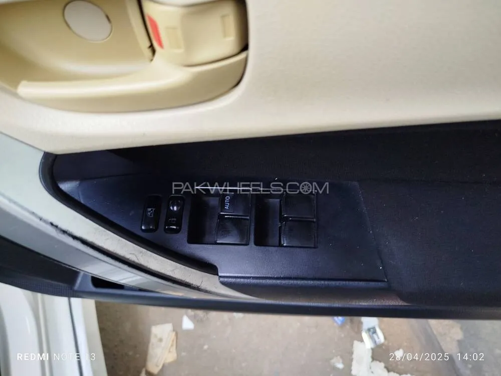 Toyota Corolla 2018 for Sale in Karachi Toyota Corolla 2018 for Sale in Karachi Image-12