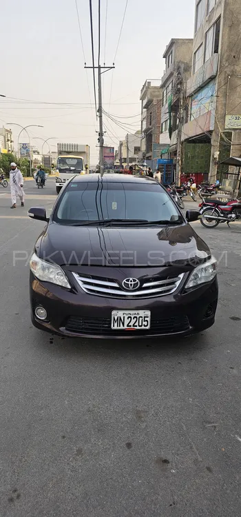Toyota Corolla 2013 for Sale in Lahore Image-1