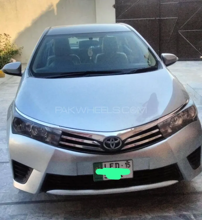 Toyota Corolla 2015 for Sale in Swabi Image-1