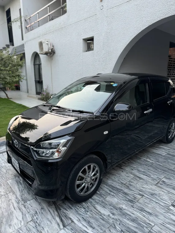 Toyota Pixis Epoch 2018 for Sale in Lahore Image-1