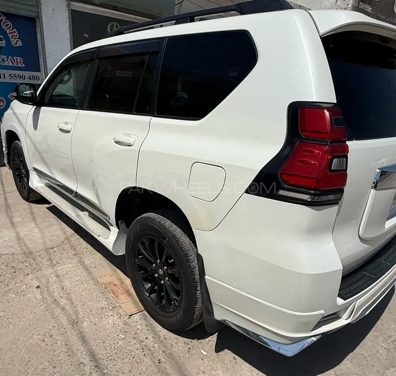 Toyota Prado 2012 for Sale in Sarai alamgir Image-1