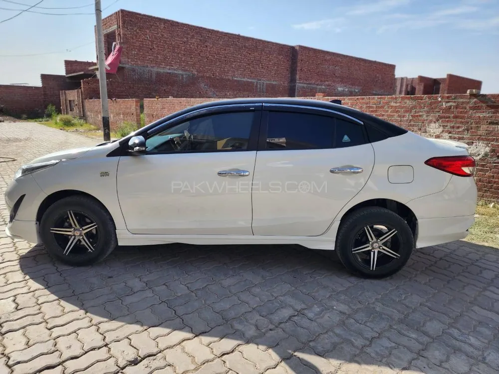 Toyota Yaris Sedan 2021 for Sale in Sialkot Image-1
