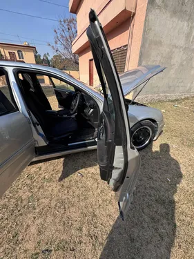 Mercedes Benz C Class C180 2005