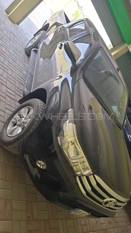 Toyota Hilux 2019 for Sale in Islamabad Image-1