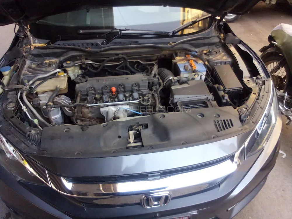 Honda Civic 2017 for Sale in Karachi Image-1