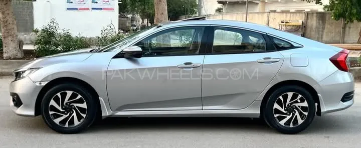 ہونڈا سوک 2018 for Sale in کراچی Image-1