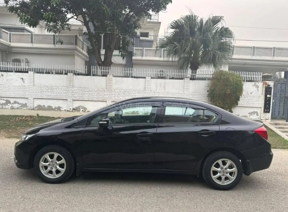 Honda Civic 2014 for Sale in Lahore Image-1