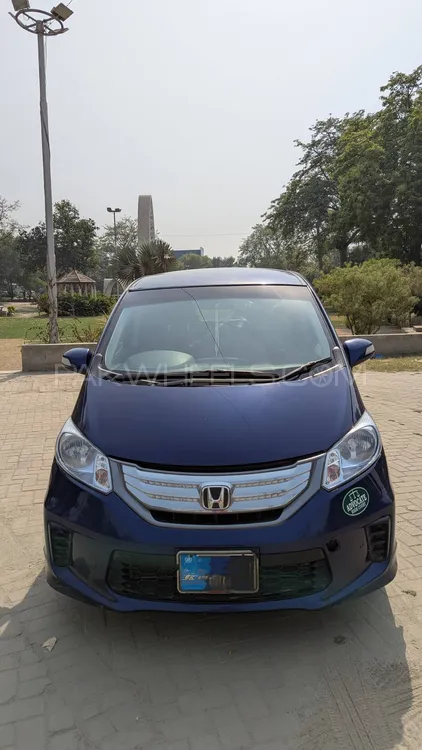 Honda Freed 2013 for Sale in Okara Image-1