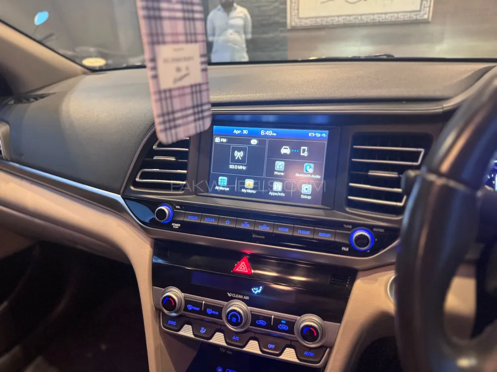Hyundai Elantra 2021 for Sale in Lahore Image-1