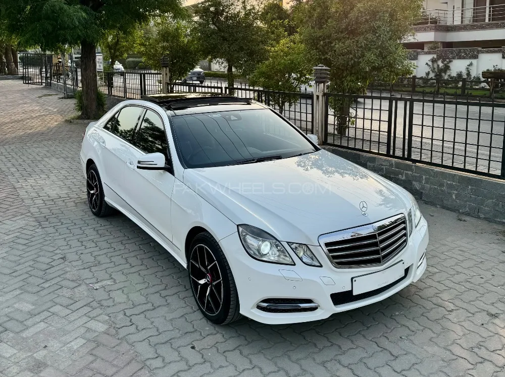 Mercedes Benz E Class 2013 for Sale in Rawalpindi Image-1