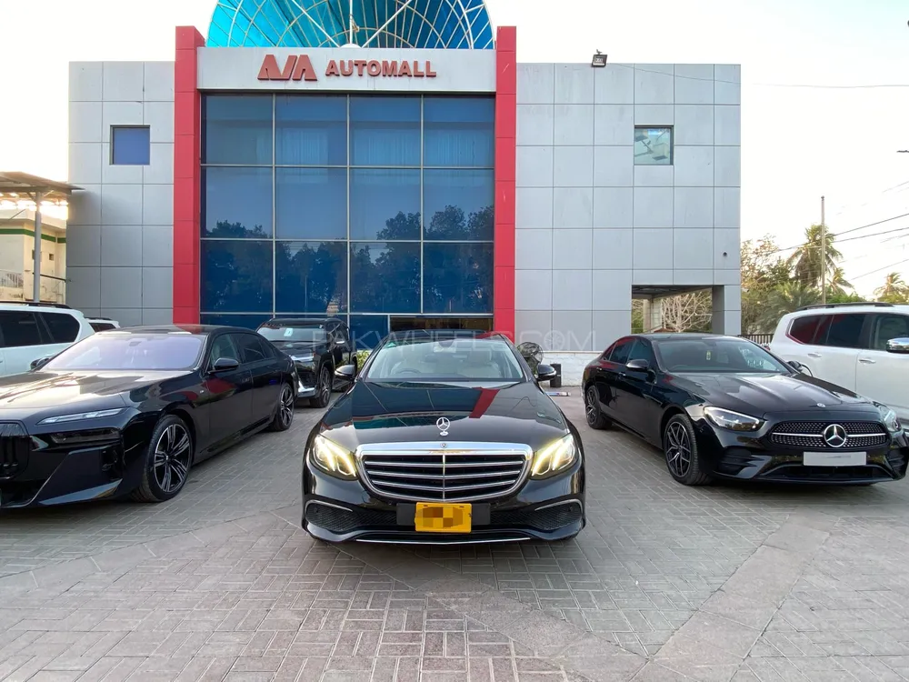 Mercedes Benz E Class 2017 for Sale in Karachi Image-1