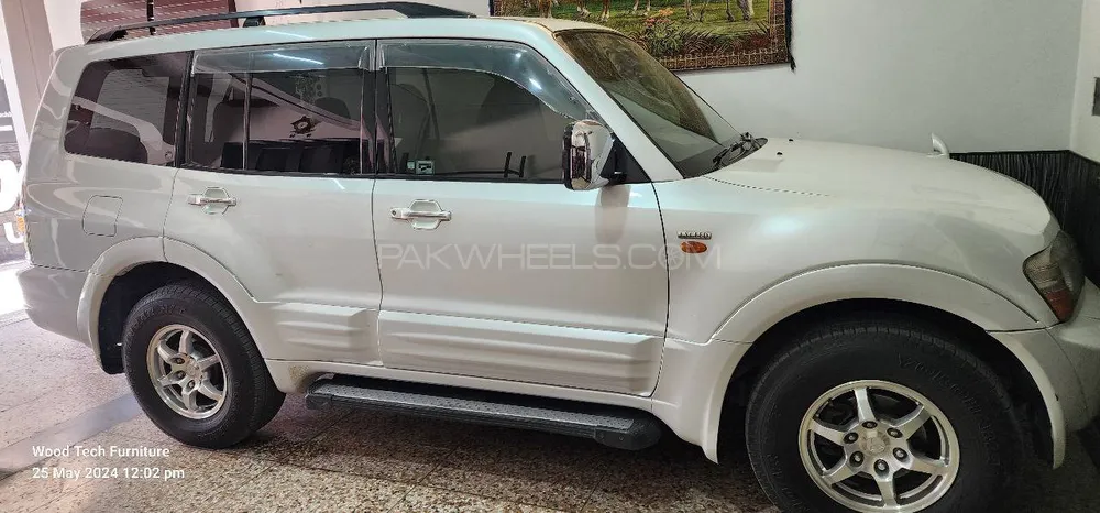 Mitsubishi Pajero 2002 for Sale in Rawalpindi Image-1