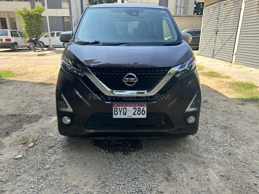 نسان ڈیز 2019 for Sale in کراچی Image-1