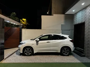 Honda Vezel Hybrid Z 2015 for Sale