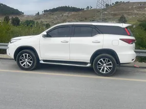 Toyota Fortuner 2.8 Sigma 4 2019 for Sale